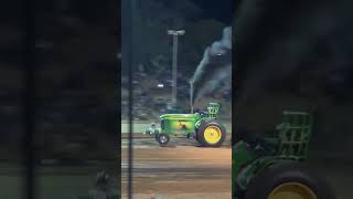 Rolling coal on a big HP John Deere tractor burnoutsunlimited tractorpulling johndeere [upl. by Marcello]