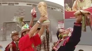 Chamanes peruanos predicen que Brasil ganará la Copa del Mundo [upl. by Haidabo]