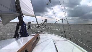 Zeilen met windkracht zes op het Markermeer [upl. by Luanni625]