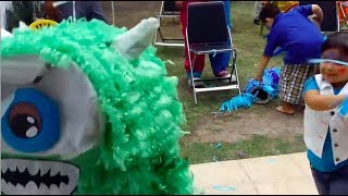 Las Piñatas Green Pinata Birthday Party [upl. by Omor]