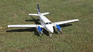 ホビーキング （死語）で買った ラジコン飛行機 AVIOS KingTwin 1700 SportsScale Executive Turboprop Airplane を飛ばしてみた [upl. by Enelkcaj378]