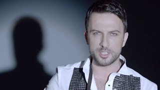 TARKAN feat OZAN ÇOLAKOĞLU  Aşk Gitti Bizden Official Video  Lyrics [upl. by Tawney820]