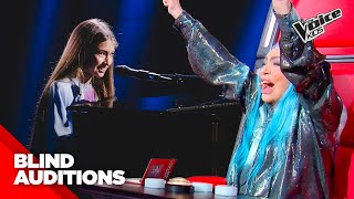 La voce delicata di Sara in “What I Was Made For” di Billie Eilish  The Voice Kids Blind Auditions [upl. by Karina252]