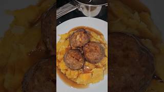 stampot wortelen hutspot dinner nederlands dish [upl. by Ikey]