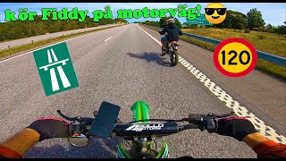 Kör Fiddy på motorvägen [upl. by Clein]