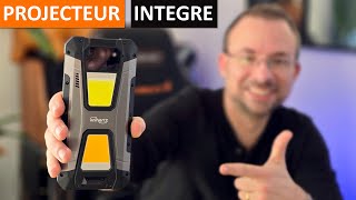 Un projecteur dans un smartphone  Test du Unihertz 8849 Tank 2 [upl. by Britte]