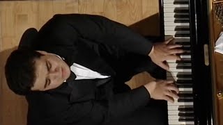 Arcadi Volodos plays Liszt Hungarian Rhapsody no 13 – video 2000 [upl. by Uht]