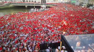 Fêtes de Bayonne 2018  les festayres chantent quotLa Peña Baionaquot [upl. by Longley]