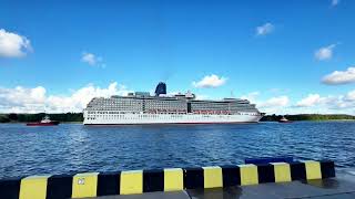 Arcadia cruise ship port Klaipeda [upl. by Ymeraj763]