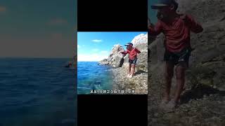 戶外捕魚：小孩哥來到岸邊海釣 釣魚 釣魚的樂趣只有釣魚人懂 原來釣魚才是抖音運動頂流 [upl. by Salina459]