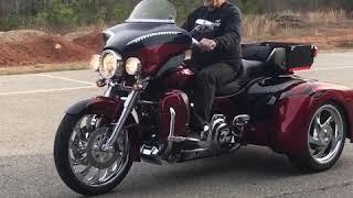 Harley Davidson CVO Trike with independent suspension first test drive [upl. by Tila460]