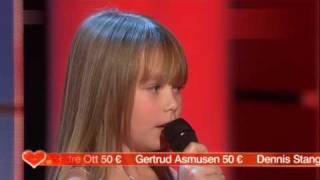 Connie Talbot amp Sarah Connor  Ave Maria  live in Ein Herz für Kinder  12122009 [upl. by Kcorb]