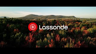 Lassonde  un chef de file de l’industrie des aliments et des boissons [upl. by Roydd]