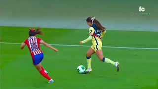 Cuando Las Mujeres Usan Magia En El Fútbol 3 [upl. by Harneen]