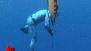 Raw Video Man Attacks Shark [upl. by Edmonds585]