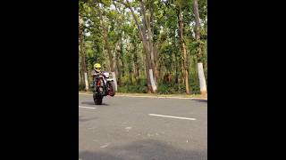 Benelli 600i Wheelie😱rider odisha biker public stunt [upl. by Kciredorb]