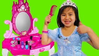 Princess MakeUp Routine Pretend Play with Jannie [upl. by Tillion]