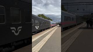 RC6 InterCity ankommer till Katrineholm [upl. by Amal67]