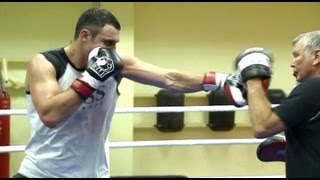 Vitali Klitschko vs Dereck Chisora  Klitschko training [upl. by Sheila920]