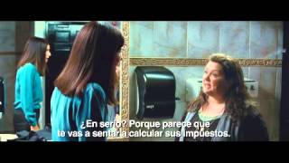 Chicas Armadas y Peligrosas  Trailer Subtitulado [upl. by Oirelav]