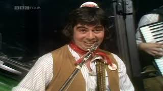 The Wurzels  Combine Harvester Top Of The Pops 1976 [upl. by Takken]