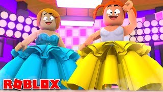 Roblox Fashion Famous With Molly And Daisy [upl. by Elegna722]