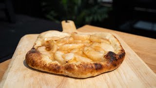 BakerStone Pizza Oven BoxAmerican Apple Pie Dessert Pizza [upl. by O'Doneven551]