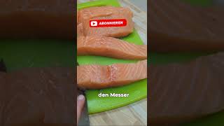 Lachs mit Spinat amp Sahnesoße 🐟🥬 – Schnelles Lachsgericht für jede Gelegenheit [upl. by Inigo]