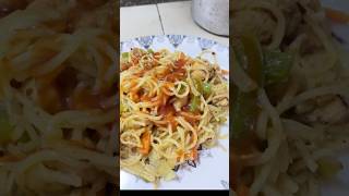 Chicken chow mein in 10minsyoutubeshortsshortsdailyvlogtrending [upl. by Sivraj]