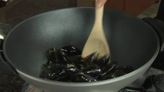 Breville  Thai Steamed Mussels Recipe [upl. by Gardal]