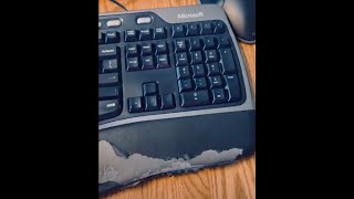 ⌨️ Repair Wrist Rest on Microsoft® Natural® Ergonomic Keyboard 4000 v10  The full video [upl. by Aivilo]