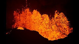 Gushing lava fountains massive lava lakes form as Hawaii volcano prompts further evacuations [upl. by Isador]