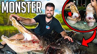 First Time Hunting MASSIVE GATORS IN FLORIDA Tagged out [upl. by Nalda]