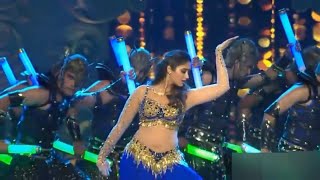 ileana dcruz Raske Qamar Song live dance performance ileana dcruz latest dance Bollywood song [upl. by Tymon]