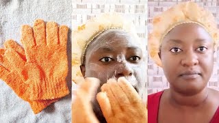 How To EXFOLIATE Your FACE Using BATH GLOVES For a Smooth and Radiant SKIN [upl. by Horwath]