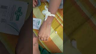 Cannula insertion of adolescent girl shorts nurses subscribe ytshorts youtubeshorts doctor [upl. by Allisirp459]