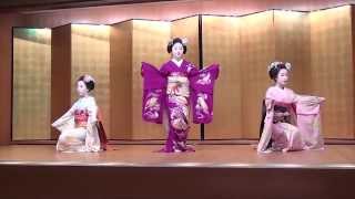 Japan  Traditional Geisha Dance [upl. by Resay700]