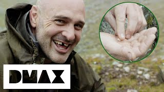 Ed Knocks A Tooth Out While Drinking From A Puddle In The Zoige Marsh  Ed Stafford First Man Out [upl. by Stock]