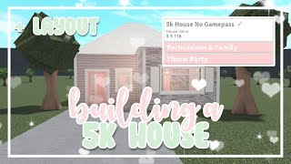 Building a 5k No Gamepass House in Bloxburg  Layout Roblox [upl. by Helge]