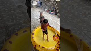 Abidzar ajmal lagi berenang di air mancur [upl. by Ummersen628]