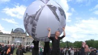 dekt17  Eröffnungsgottesdienst zum Kirchentag am Platz der Republik in Berlin [upl. by Derian]