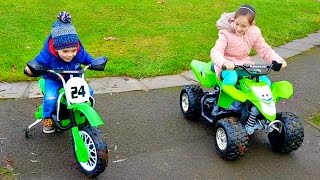 Ride on Giant Quad amp Motorbike Kids Fun [upl. by Teufert]