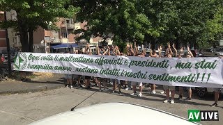 Avellino i tifosi contestano De Cesare e Mauriello ecco i cori [upl. by Sibyls757]