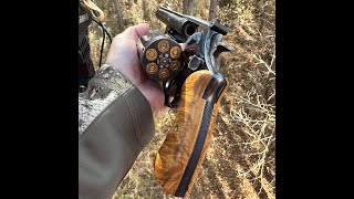 HANDGUN HUNTING  Whitetail with Smith amp Wesson Model 57 [upl. by Anits]