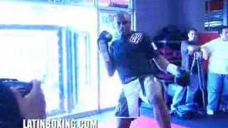 Anderson Silva Media workout [upl. by Broucek]