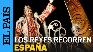 Los Reyes Magos reparten ilusión en las cabalgatas por toda España  EL PAÍS [upl. by Hinman118]