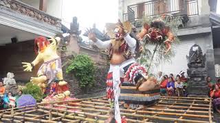 Ohgo Ohgo  Amazing Hindu Monsters in Bali [upl. by Ainival]