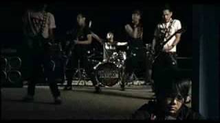 Middle Finger  Tak Pernah Tahu Broken Heart Warriors Album Official Music Video 2006 [upl. by Binetta]