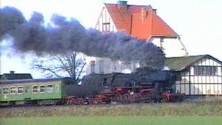 Dampflok 52 81340 mit planmäßigen Nahverkehrszügen in der Altmark [upl. by Lertnek]