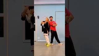 Gudiyan Naal Patole bhangrasteps dance newsong [upl. by Larkins]